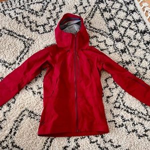 Dakine Women's Beretta Gore-Tex 3L Jacket - Small - Like New